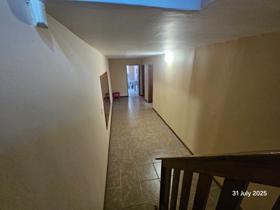 5 Bedroom Property for Sale in Stilbaai Wes Western Cape